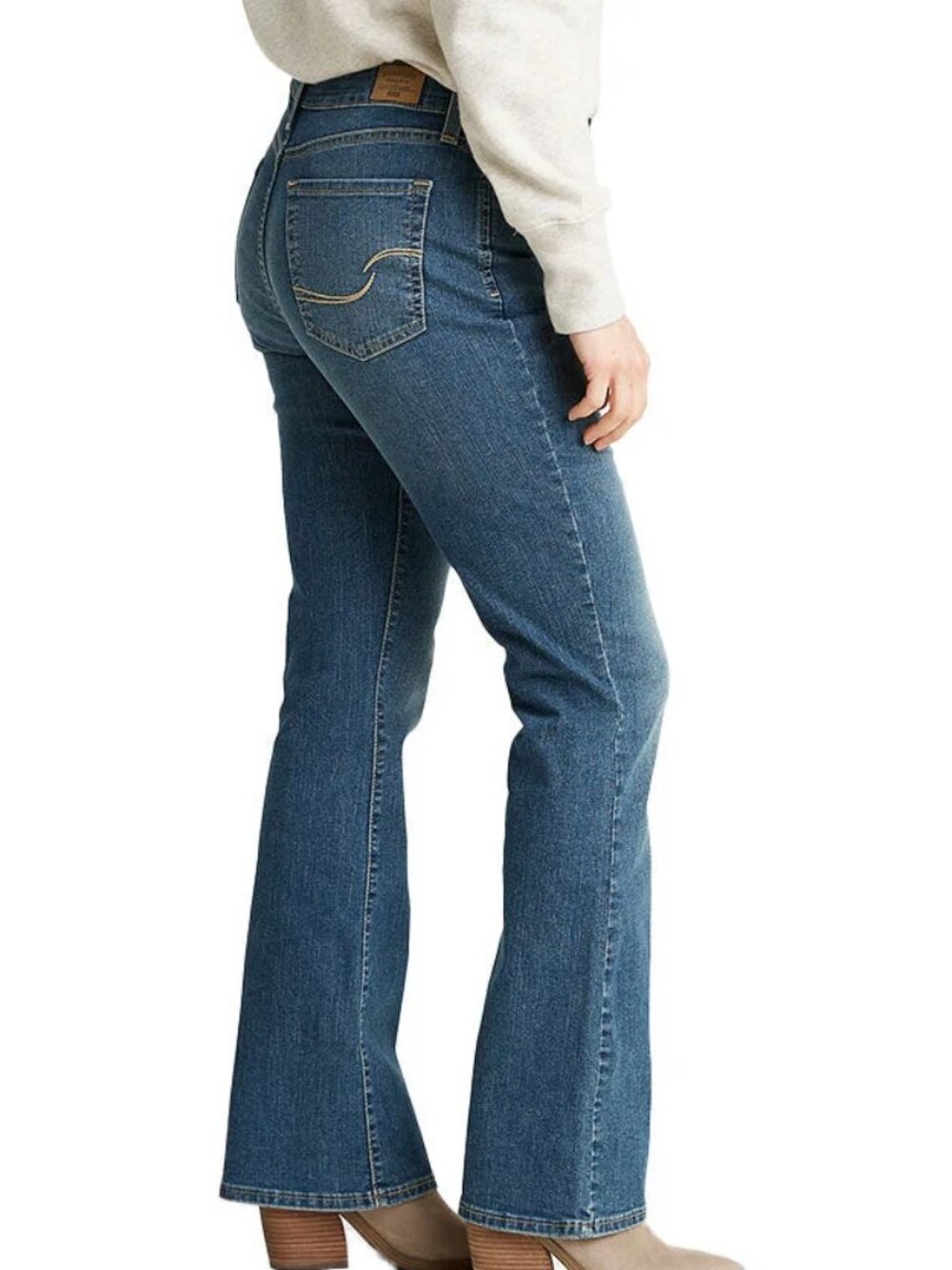 Signature by Levi Strauss Medium Blue Boot Cut Jeans, size 4S